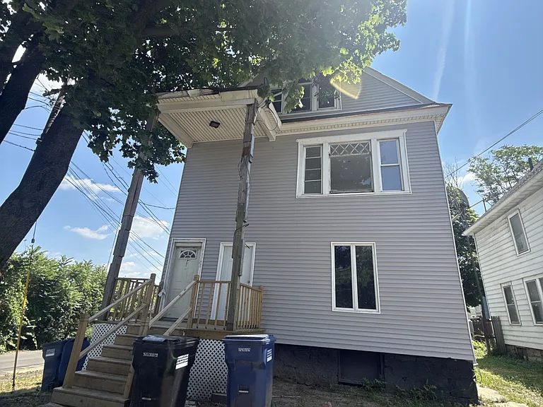 614 N Geddes St — Photo 1