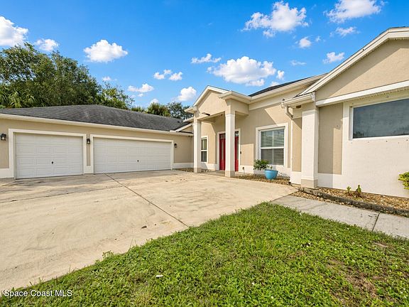 2nd image of 5275 Vacaro Ave