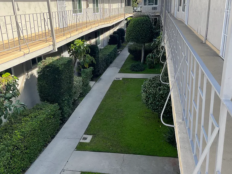 5023 Rosemead Blvd #17 — Photo 4