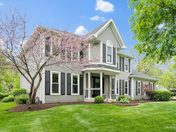 1547 Abbotsford Dr, Naperville, IL 60563
