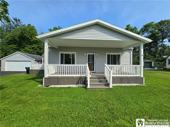 6 Brooklyn Hts, Portville, NY 14770
