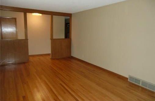 5th image of 12400 E 49th Ter S