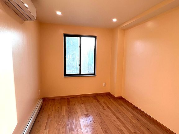 4th image of 2486 85th St #2B