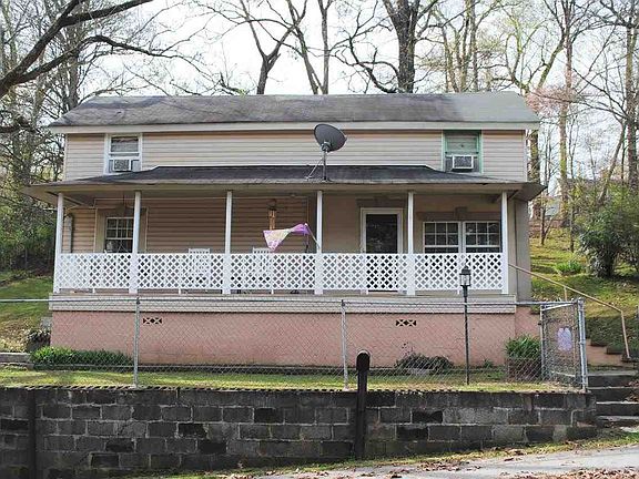 4th image of 161 Georgia St