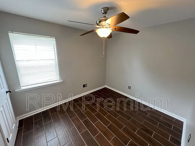 522 Fawn Lake Dr — Photo 24
