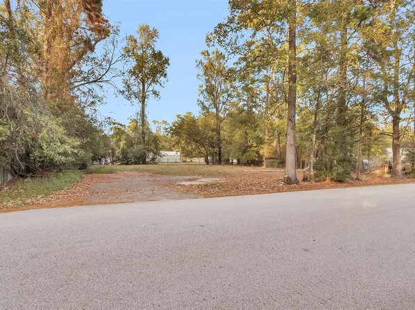 1298 Hope Rd, Conroe, TX 77384
