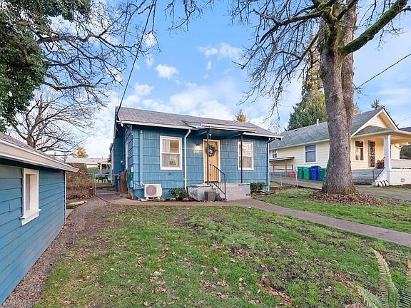 4th image of 12510 SE 23rd Ave