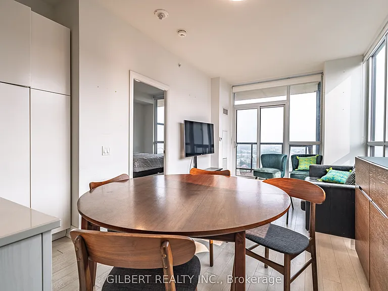 1461 Lawrence Ave W #1810 — Photo 12
