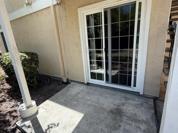 Sierra Vista Apartments, 330 Sierra Vista Ave #334fbf9ee, Mountain View, CA 94043