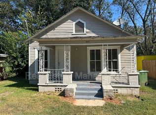 329 E Tinsley St, Griffin, GA 30223