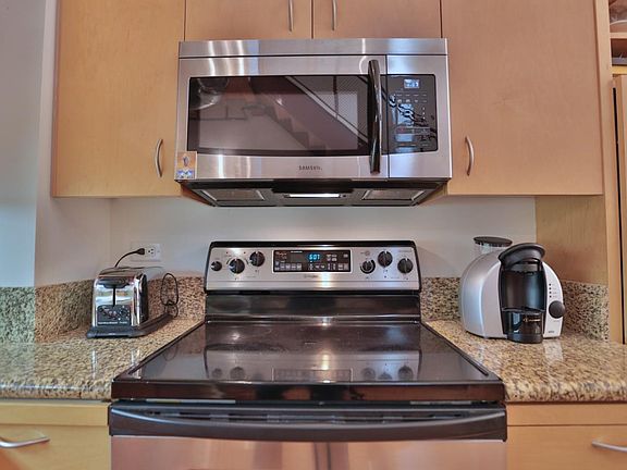4th image of 333 Santana Row APT 340