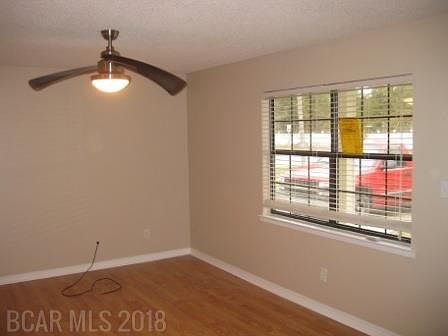 4th image of 501 W Peachtree Ave