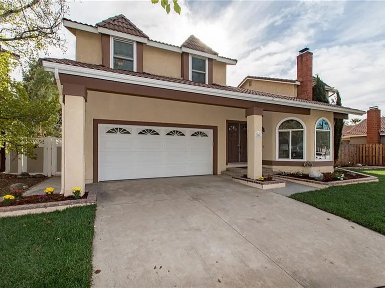 11441 Mount Johnson Ct — Photo 1