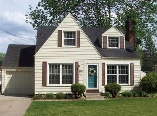 6621 Paxton Rd, Youngstown, OH 44512