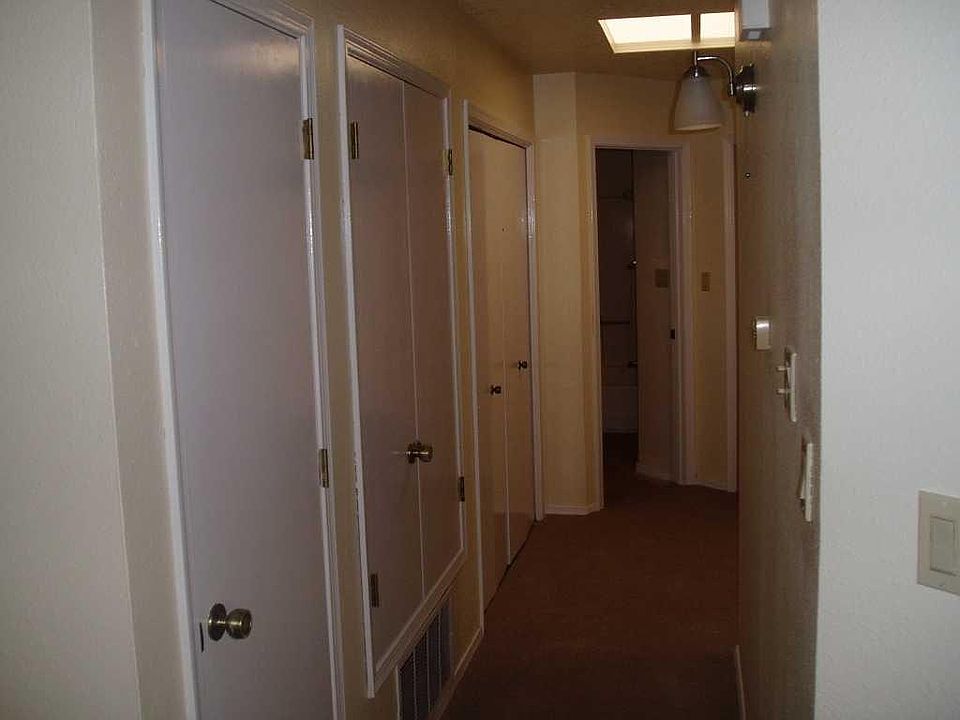 2nd image of 5337 Heritage Way NE #C