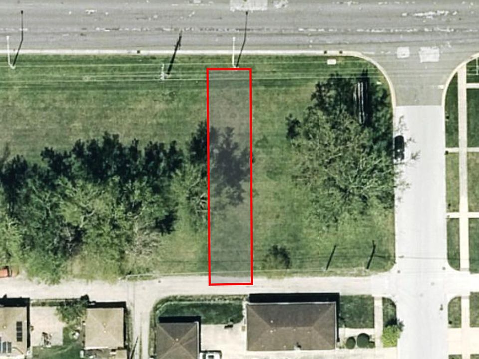 1st image of 812 State St