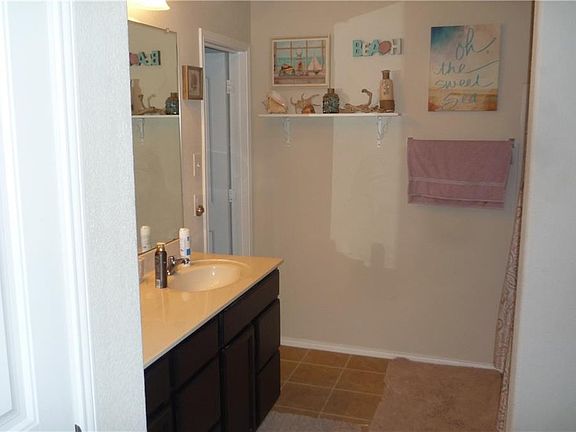 3rd image of 3008 Coyote Canyon Trl