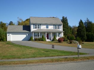22 Base Lodge Ln, Swansea, MA 02777