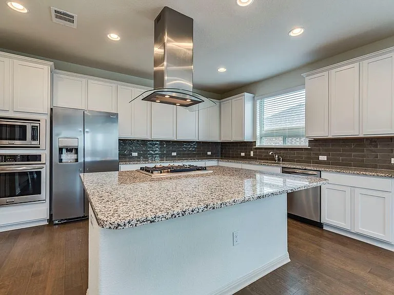 16445 Marcello Dr — Photo 2