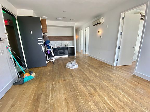 3rd image of 69 Ten Eyck St #4B