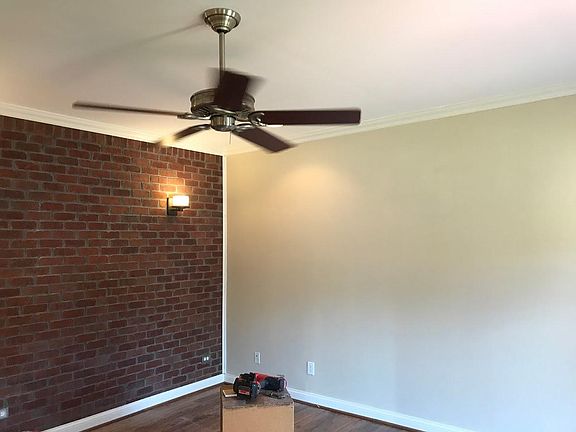 4th image of 37 Cabella Ln