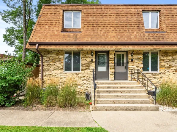 14738 S Penn Rd, Plainfield, IL 60544