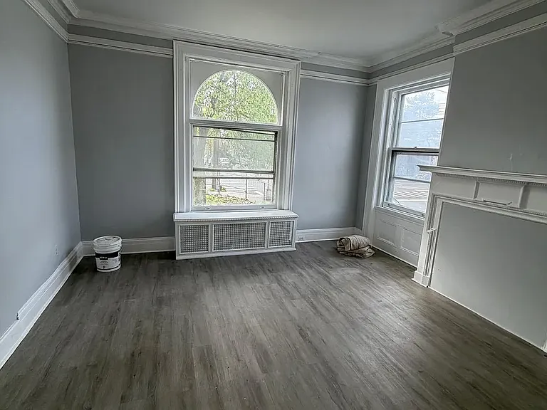 325 Roseville Ave #1A — Photo 2
