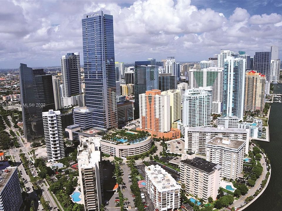 1st image of 1435 Brickell Ave #3106