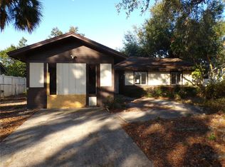 8510 Renald Blvd, Temple Terrace, FL 33637