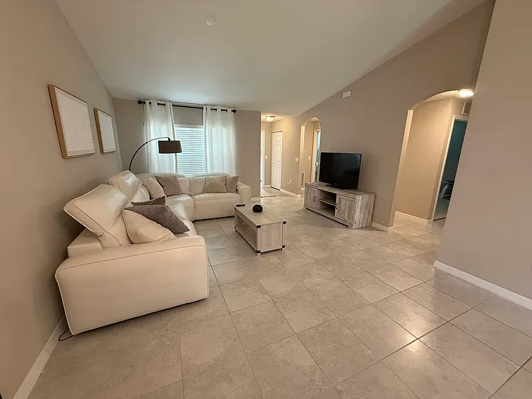 14 Farraday Ln #A — Photo 11