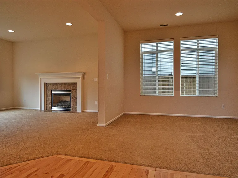 6253 40th St E — Photo 2
