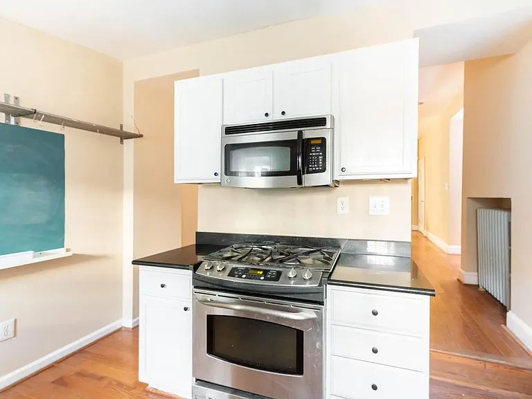 1425 W St NW #TOP — Photo 9