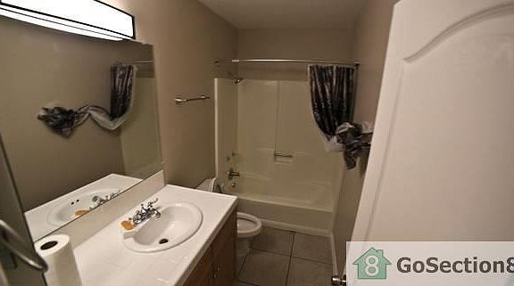 4th image of 5164 Landis St