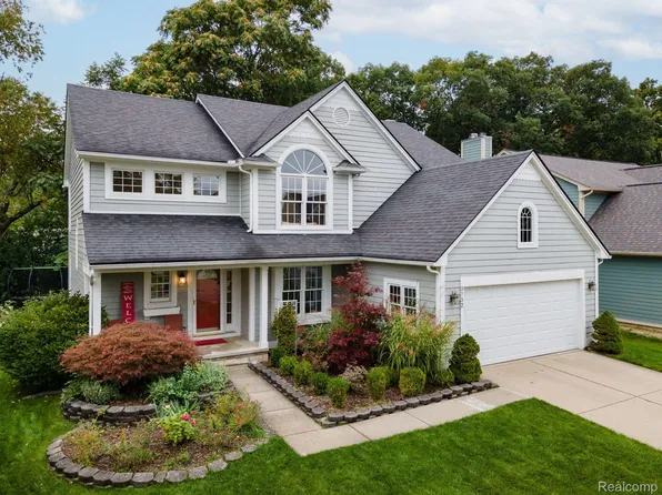 3732 Eaton Gate Ln, Auburn Hills, MI 48326
