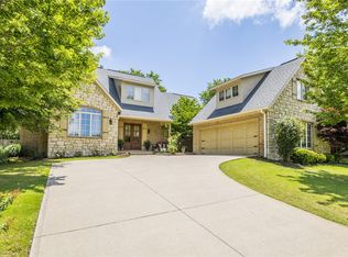 2414 Covington Park Blvd, Fayetteville, AR 72703