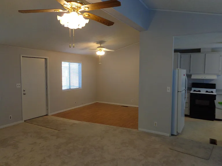 72476 Sunnyvale Dr — Photo 12