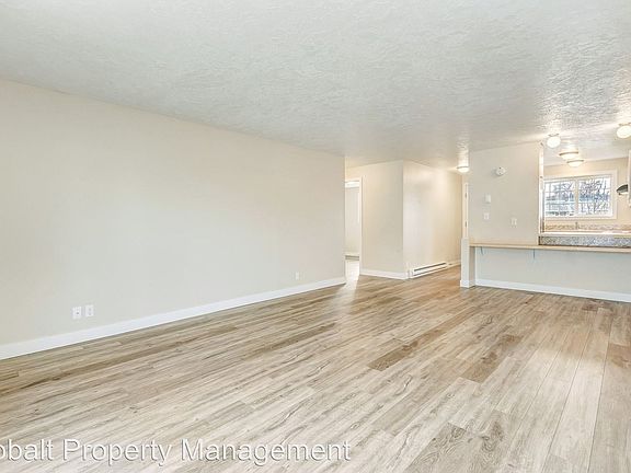 5th image of 530 NW 10th St APT 1