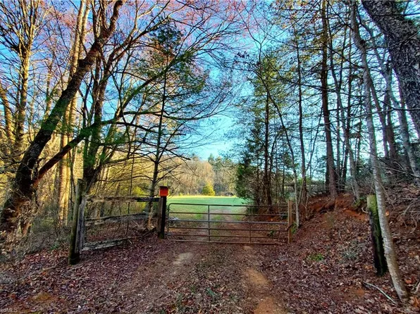 1373 Fisher Valley Rd, Dobson, NC 27017