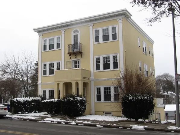4467 Washington St, Roslindale, MA 02131