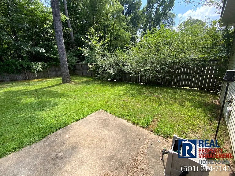 7503 Royal Oaks Dr — Photo 20