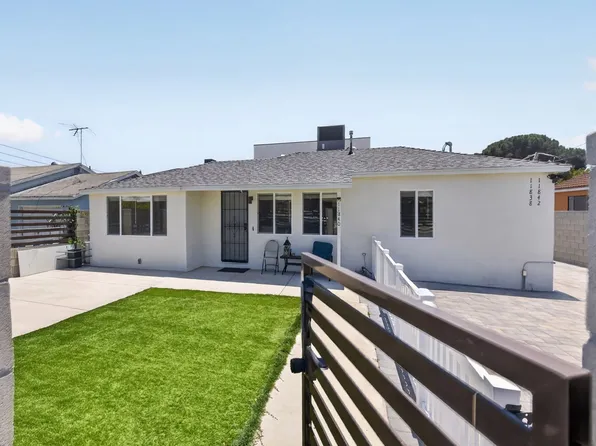 11840 Arminta St, North Hollywood, CA 91605