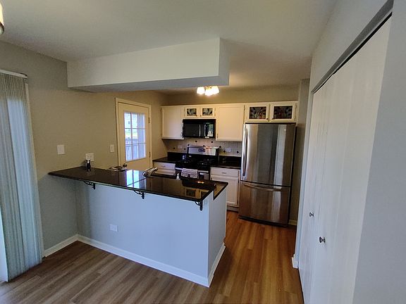 4th image of 1519 N Gatewood Ave