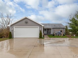 14388 Kildare Ln, Cement City, MI
