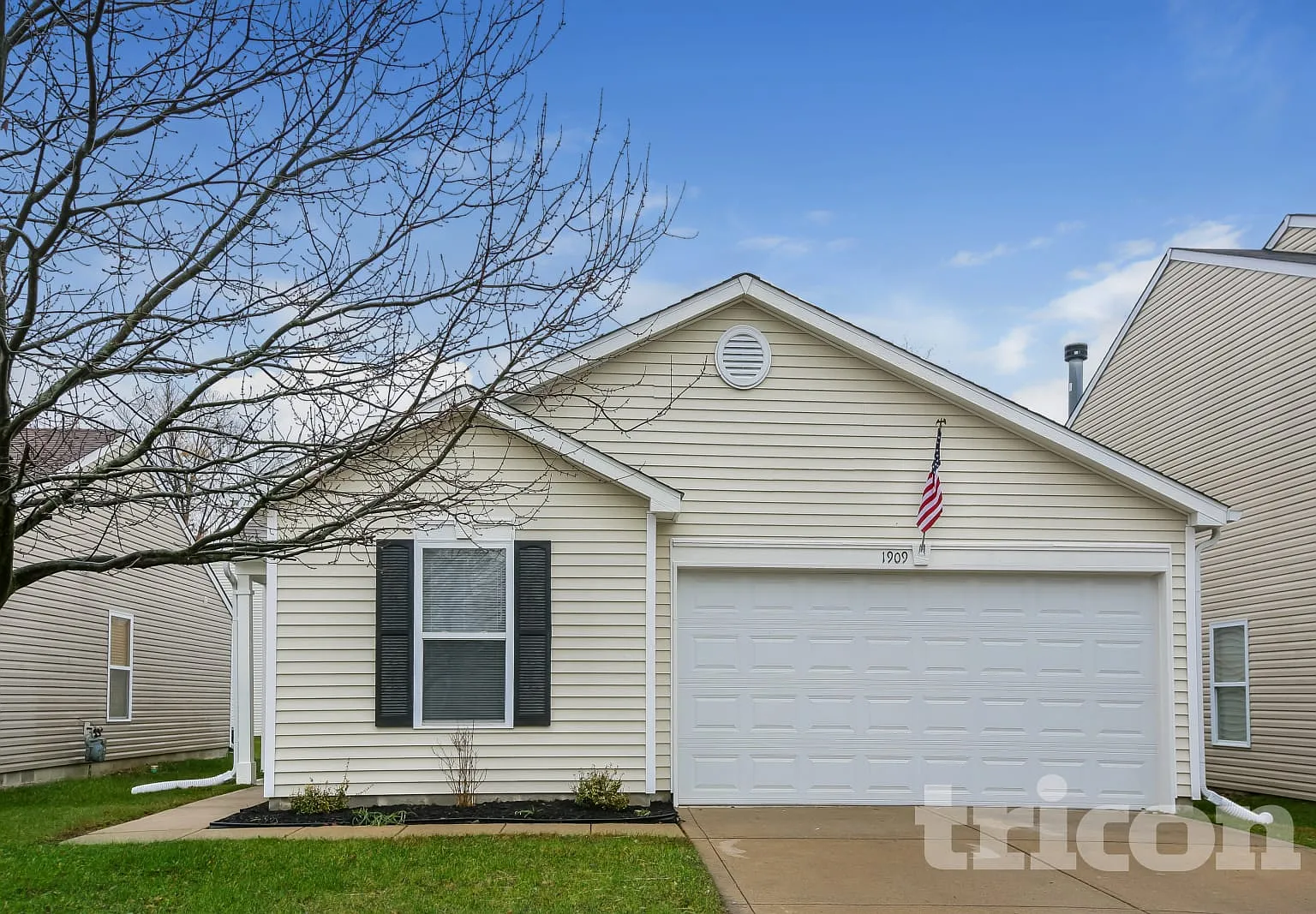 1909 Blue Pine Lane Indianapolis IN — Photo 1