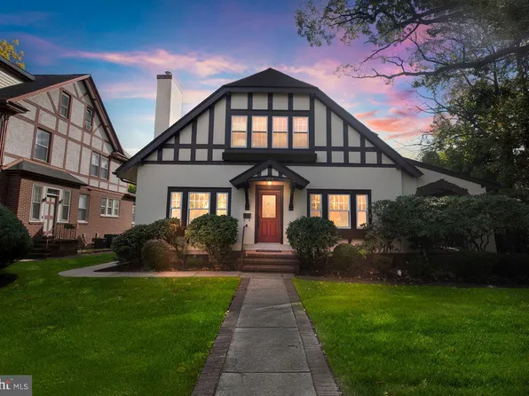 204 W Maple Ave, Merchantville, NJ 08109