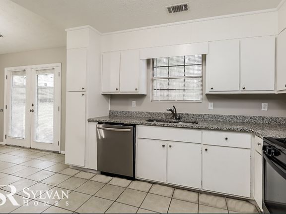 5th image of 5645 Saint Thomas Dr