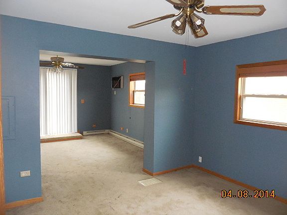 5th image of 3129 W Whipple Dr