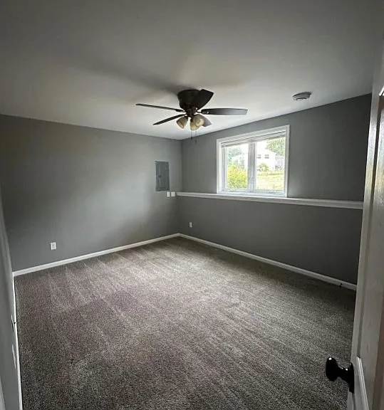 2721 Kellogg Ave — Photo 7