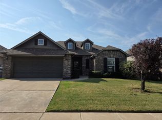 3915 W 104th St S, Jenks, OK 74037