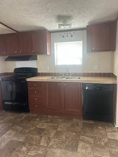 3 bed, $850 — Photo 4